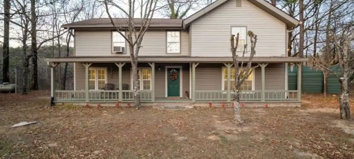 Ouachita National Forest & Kiamichi River Retreat w/ POOL Hotels in Le Flore County