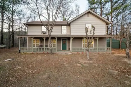 Ouachita National Forest & Kiamichi River Retreat w/ POOL