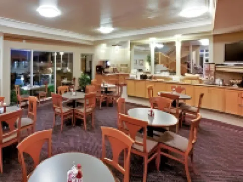 ฮอว์ธอร์นสวีทส์ บายวินด์แฮม ลิเวอร์มอร์ไวน์คันทรี