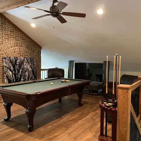 New to VRBO! Spacious Home with Multiple Porches and Private Dock Отели в г. Уинстон