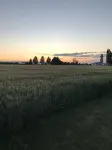 Guest House near Glacier with sunset views
