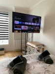 Newly renovated studio 15 minutes from central Paris