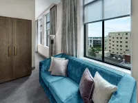 Tulsa Club Hotel, Curio Collection by Hilton Hotels near Anderson Park
