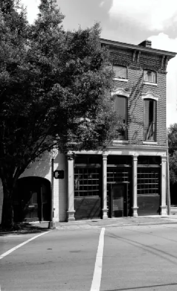 Penthouse in historic brothel, drenched in sunlight! Hotels in 