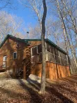 Eagle's Landing - 1-bedroom cabin plus sleeping loft minutes from Patoka Lake
