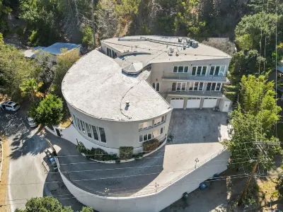 Hollywood Superstar Mansion @ Universal Studio, LA 스커볼 문화 센터 주변 호텔