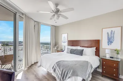Family Friendly Destin Condo w/ Resort Amenities