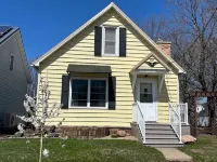 Century Cottage-PERFECT for Mayo & downtown visitors! Hotels near Quarry Hill Nature Center