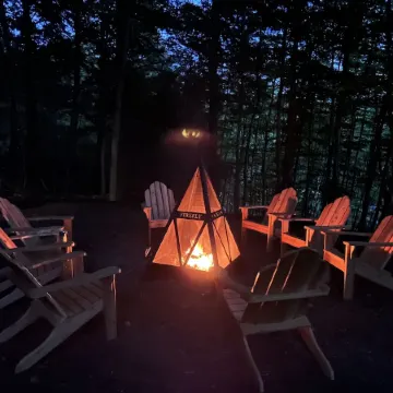 Birch Lodge - mountain views, hottub, minutes to Okemo!