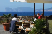 100 meter from the sea, nice apartment in centre of Alghero with terrace