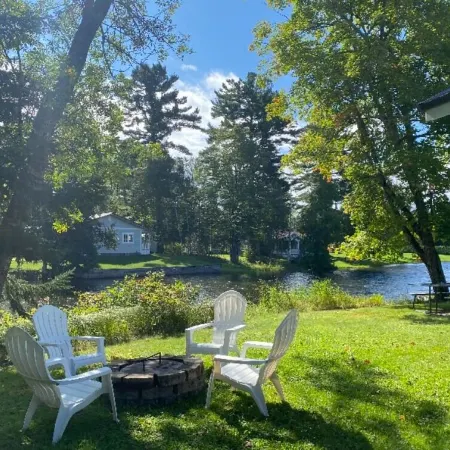 Waterfront cabin with access to Long Lake and Mud Lake.