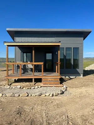 Peaceful Retreat: Modern, Moody, w/ Mountain Views, Covered Deck + Firepit