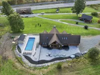 Indoor Pool, Luxury Log Estate, 2 Story Game Room 디포짓 호텔