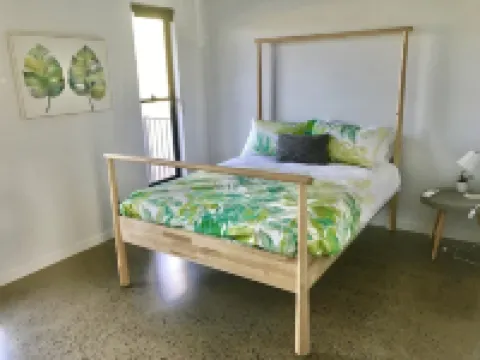 Pet friendly stay close to the beach
