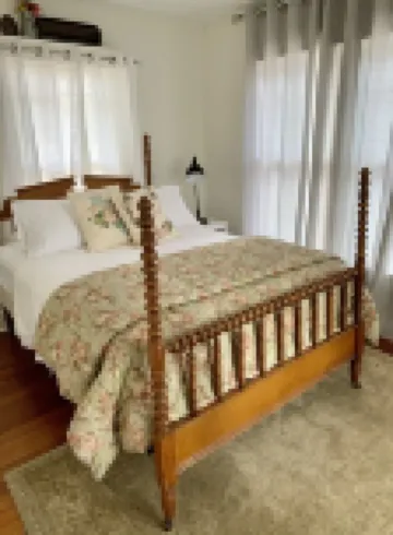 Walk to the Square! Hotels in Mason County