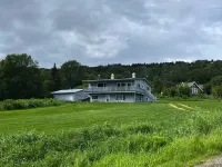 HomerHouse907 Family Friendly-5BR, 3BA, close to town. Huge yard, great stay! - Balkon
