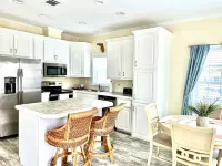 RelaxInn@Nettles Island🌴 Private beach 2 pools & more