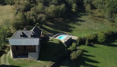 Character house in Aveyron classified 4 stars