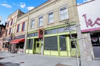 O-Town Loft on Historic 25th Street