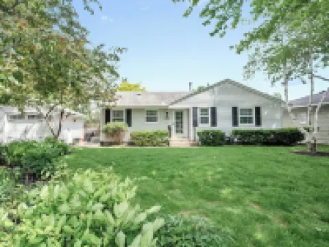 MSP/Mall of America/Pond View with garden oasis Hotels in Richfield