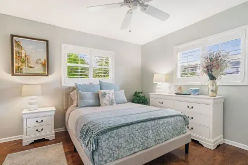 Two Bedroom Boutique Condo 2 Blocks from the Beach and Atlantic Avenue