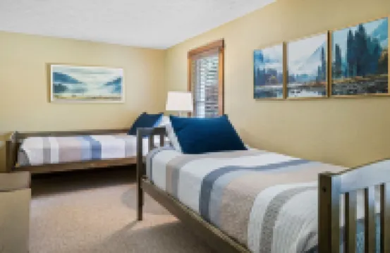 In town spacious home hot tub WIFI minutes from area attractions