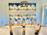 Large Four Bedroom - With Hot Tub and Parking - Sleeps 8