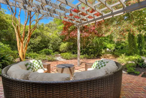 Your perfect getaway nestled in the heart of Aiken.