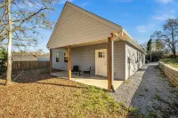 Pet-Friendly Greer Home: Near Airport & Downtown Hotels in Greer