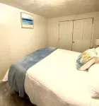 Glorious Suite near Downtown with washer/dryer