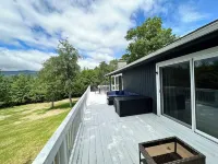 Nature’s Nest located in the heart of Wilmington, 5 minutes from Whiteface Mt
