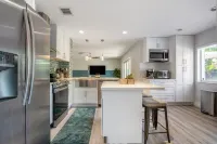 Charming Miami Oasis, 4-bedroom house with Pool and Arcade