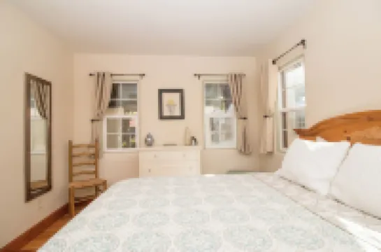 Casita Azul - historic duplex in the heart of downtown Paso Robles