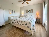 "FLORIDAYS" - Luxury Beach House w/ Heated Pool, Spa & Carts