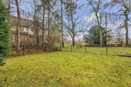 Mid-Century Modern Dream Getaway Отели в г. Racine County