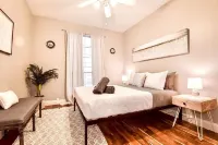 Txshapedprivatepool&Spa.TikiBar.PuttingGreen.Gameroom.Patios.Playground.Firepit