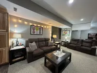 3 Dog Night (Vacation Rental) Private. 7 min to T.I.E.C