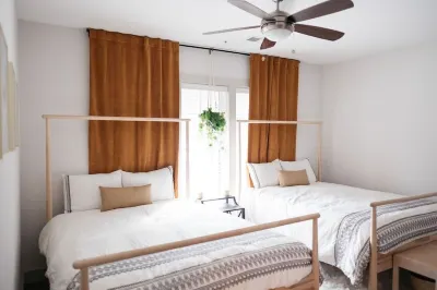 The Branch, East Nashville - 12min to DWNTN, artistic light-filled home