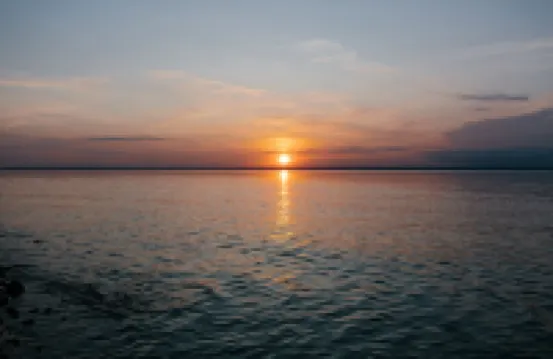 Rustic Retreat Cabin for Families/Sm Groups, "Shalom" Hotels in Lakeside