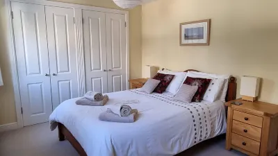 Spacious self-catered accommodation in the heart of St Davids. Hotels near St Davids Cathedral