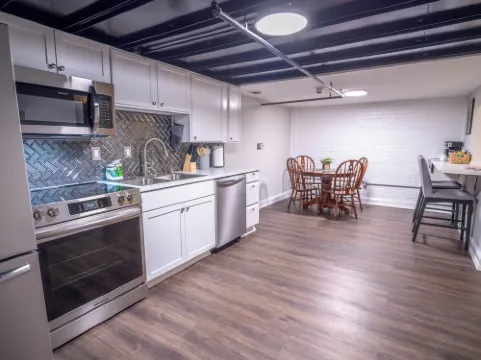 Nest - The Urban Treehouse