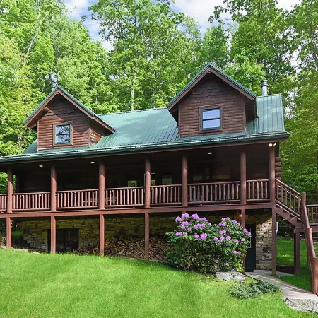 New Listing!  New 7 Person HotTub & GrillFirePit 2 Arcades 9 Minutes to Wisp!