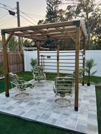 J&K Dream Home in Sarasota near of Siesta Key. Enjoy our modern, renovated house Отели рядом с достопримечательностью «Селери Филдс»