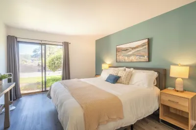 3 Bedrooms, Sleeps 7, Pool/Spa, Tennis/Pickleball, Red Rock Views, Restaurants