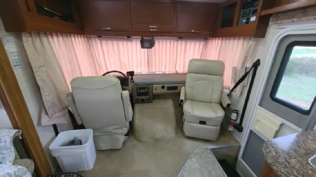 The Farmside Retreat near I-81/26, a quiet country escape to nearby Tri-Cities.