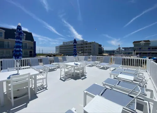 Freshly updated Beach Haven nestled on beautiful coast of Wildwood Crest!