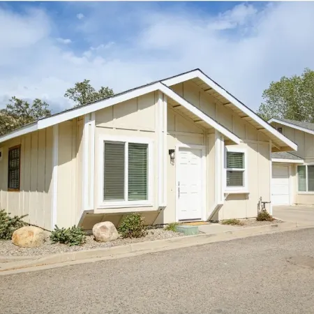 Mountain Retreat 4 Miles to Park Entrance Walk to Dining