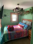 Stylish BOHO Cottage at Bass Lake