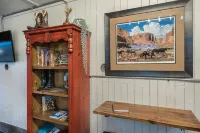 Beautifully Renovated Vintage Train Car Near I27, Wtamu and Palo Duro Canyon Hotels in Randall County