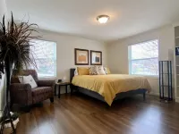 Darling house near outdoor adventures-newly remodeled Hotels in Ogden
